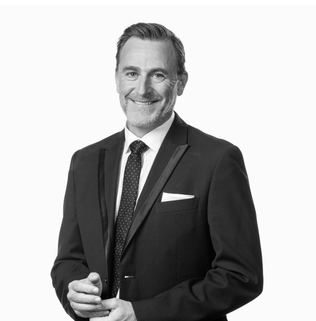 Darren Harvey